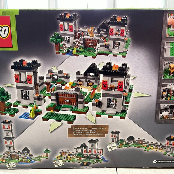 LEGO 21127 THE FORTRESS 984 PCS BRAND NEW SEALED - BOX DAMAGED - Picture 2 of 7